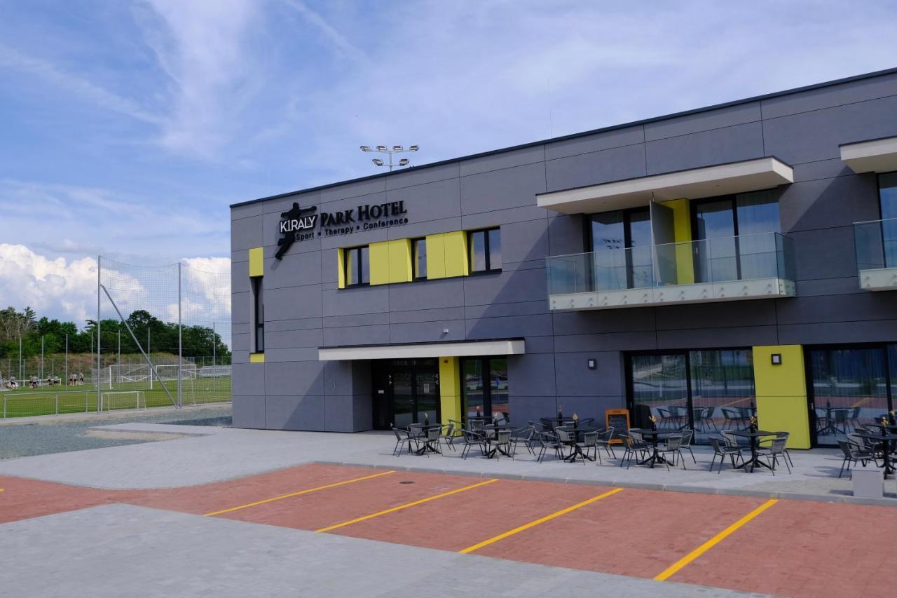 Király Park Hotel Szombathely Exterior foto